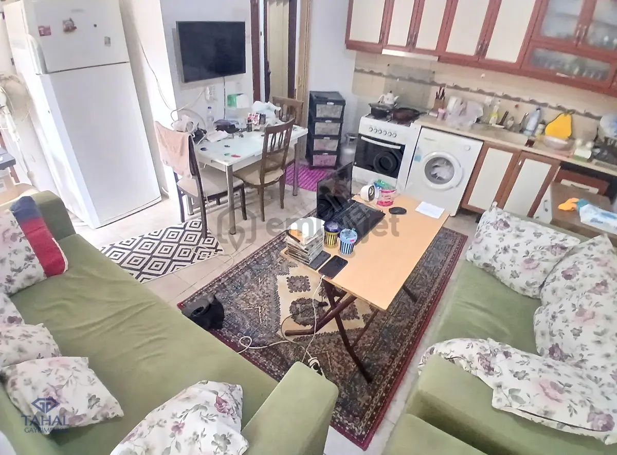 Konuksever'de Acil Satılık Açık Mutfak 2+1 Y.giriş 70m2 Daire - 4