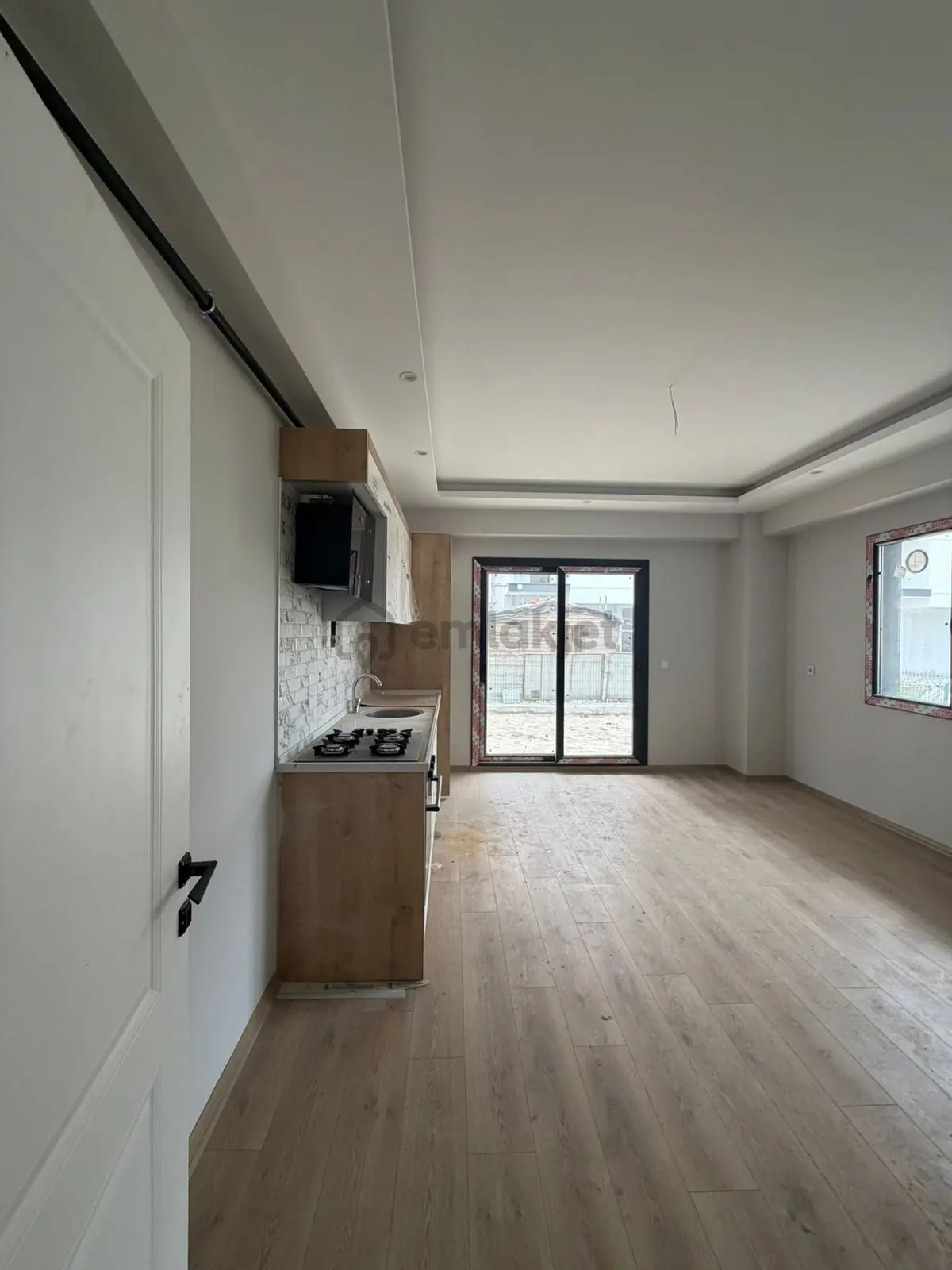 Bakırçay Üniversitesi Yakını Bahçeli 1+1 Daire - 26