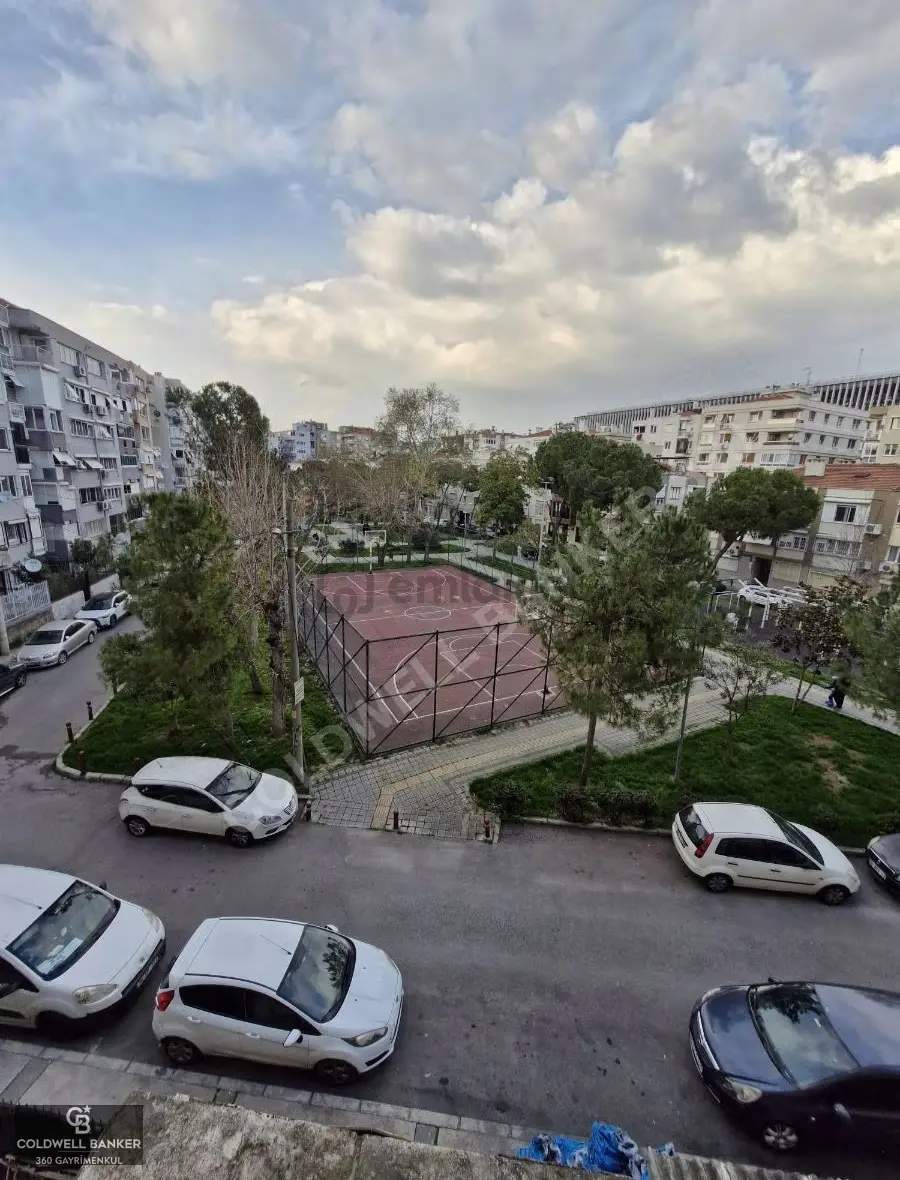 Güzelyalı İnenü Cad. Satılık Arakat Daire - 11