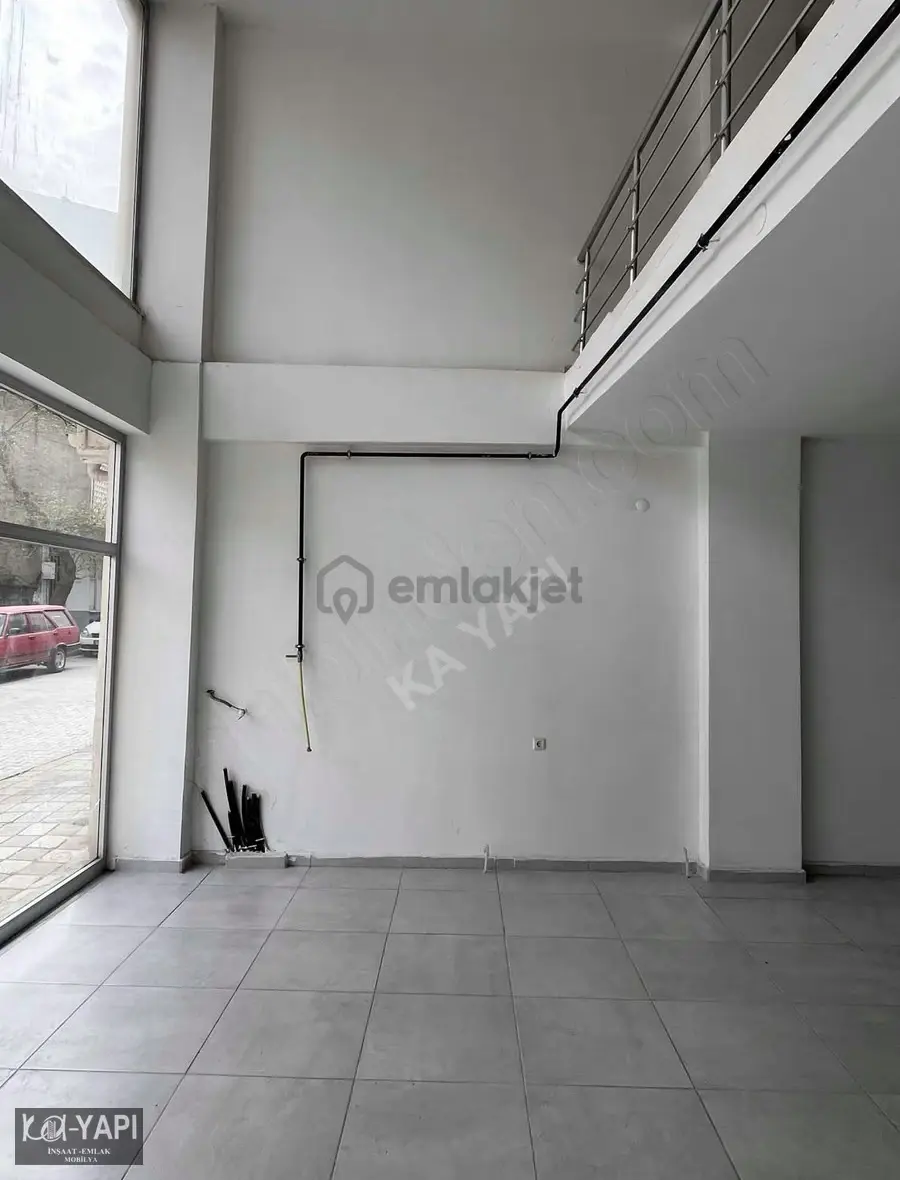 Ka-yapı'dan Heykele Yakın 2 Katlı Dükkan - 13