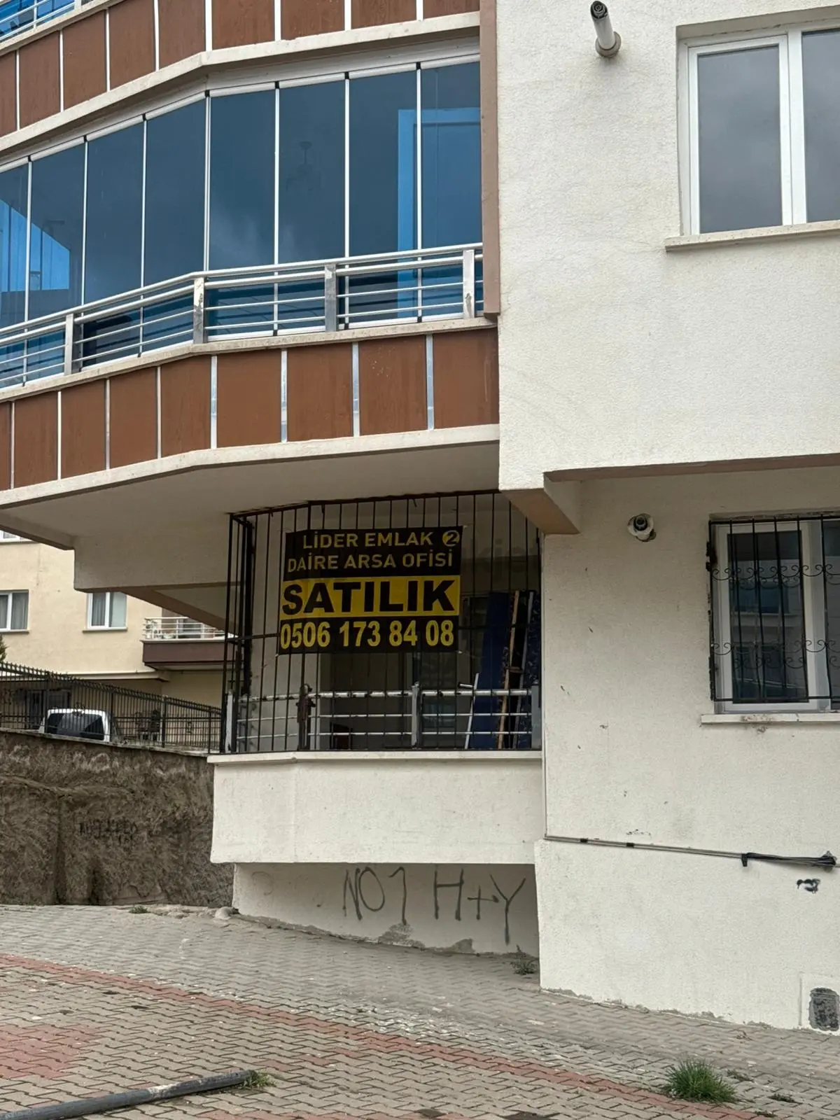 Lider Emlaktan Satılık 2+1 Yüksek Giriş Daire - 11
