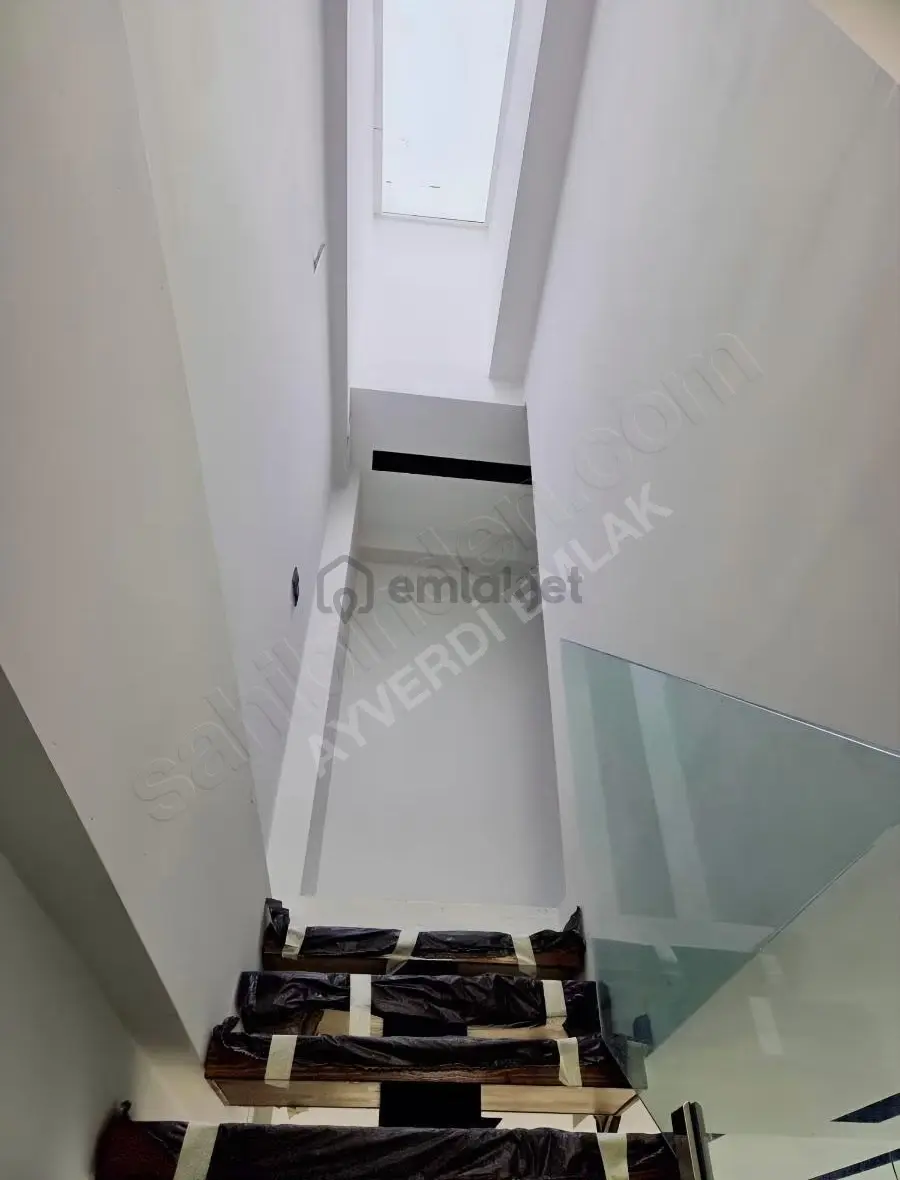 Akhisar Koleji Yanı Satılık Lüks Villa - 15