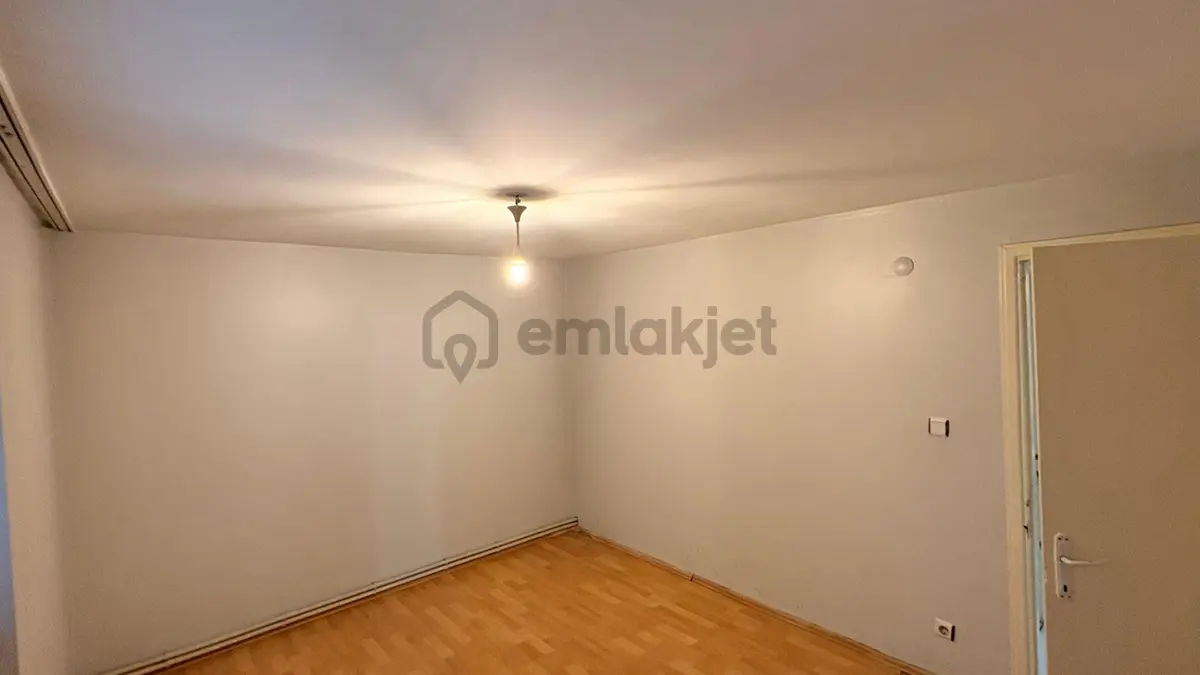 İmrahor Caddesi Üzeri Site İçerisinde 2+1 Daire - 6