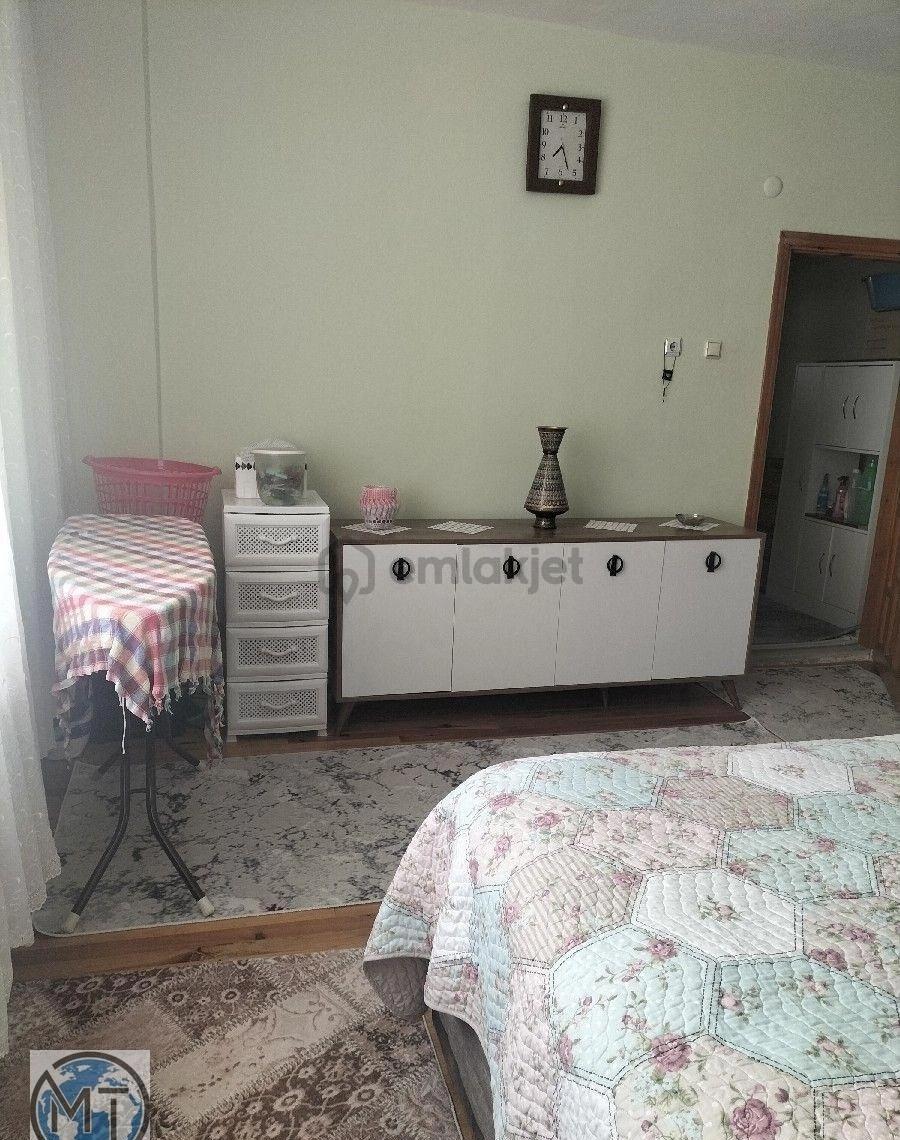 Konya Ereğli Hıdırlı Mahallesinde Satılık 4+1 Ev Uygun Fiyata - 24