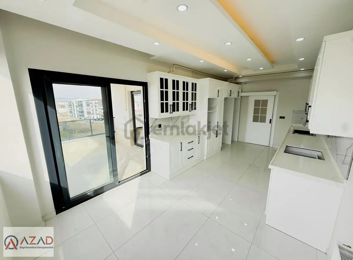 Azad-fakıuşağı Turan Okulu Civarı Satılık 4+1(185m2) Daire - 23