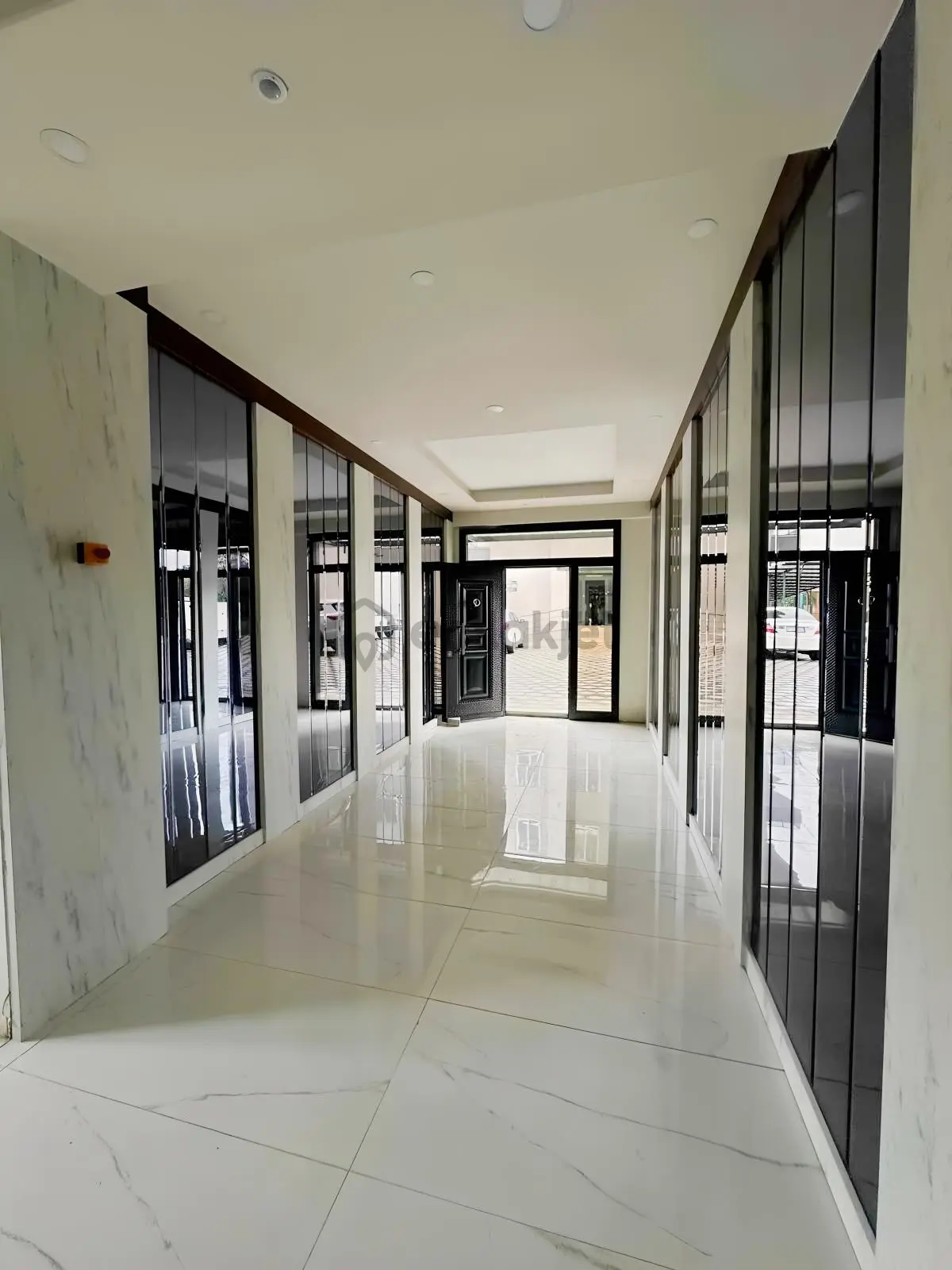 Erdemli Yayla Yolu Üzeri 1+1 Çift Cephe İskanlı Daire - 5