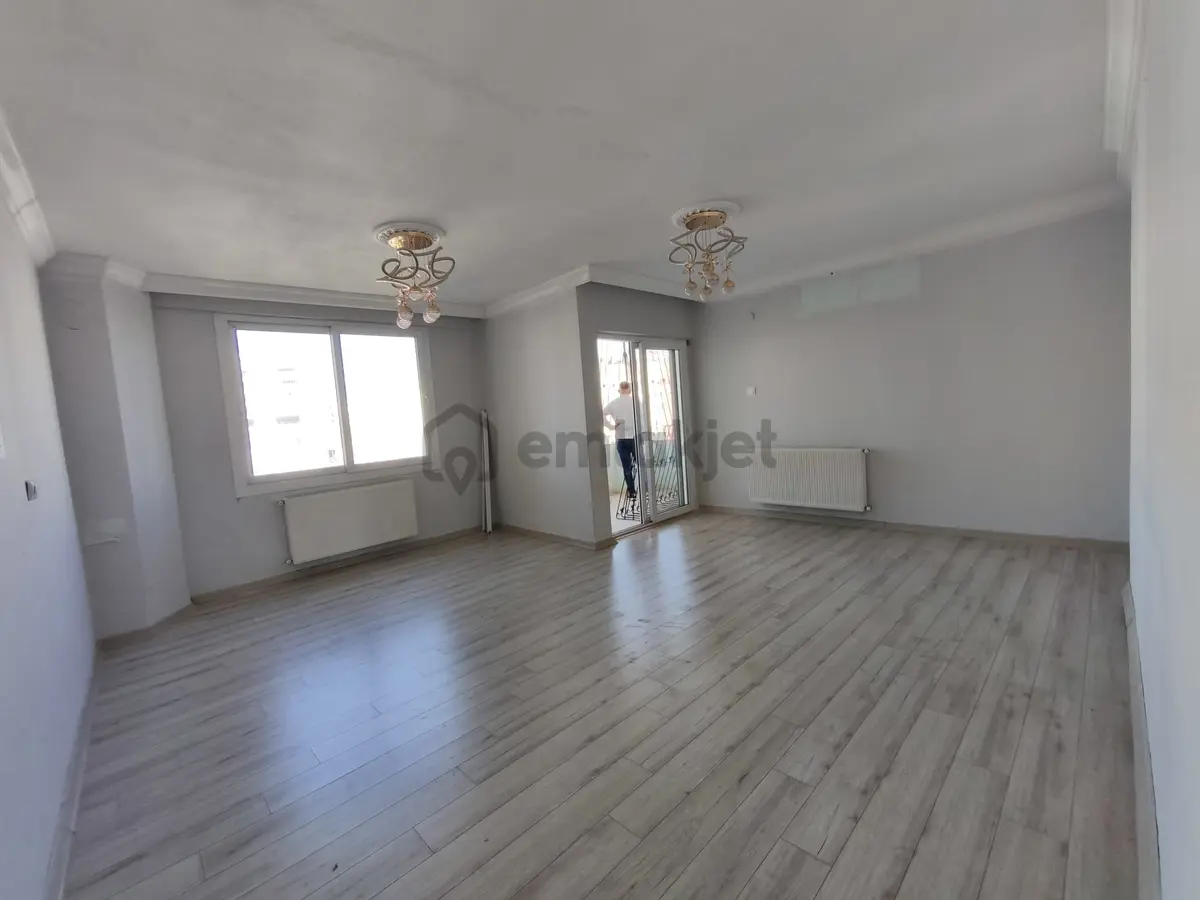 Adana Yeşilyurt’ta Mavi Bulvar & Alparslan Türkeş’e Yürüme Mesafesinde 3+1 Kapalı Mutfak Daire - 6