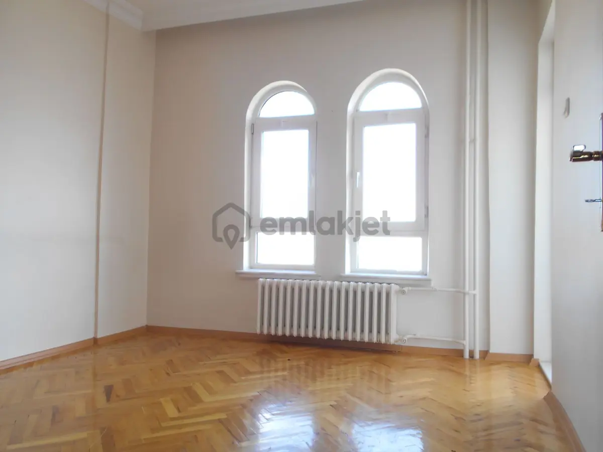 Keçiören İncirli Mh.site İçerisinde 5.katta Yapılı Bağımsız Asansörlü Full Şehir Manzaralı 3+1 Daire - 5