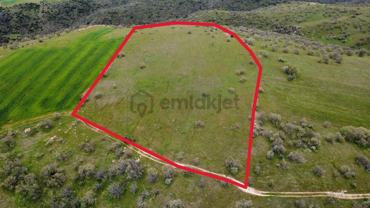 Uşak Eşme Kayalı Köyünde Satılık Tarla - 9
