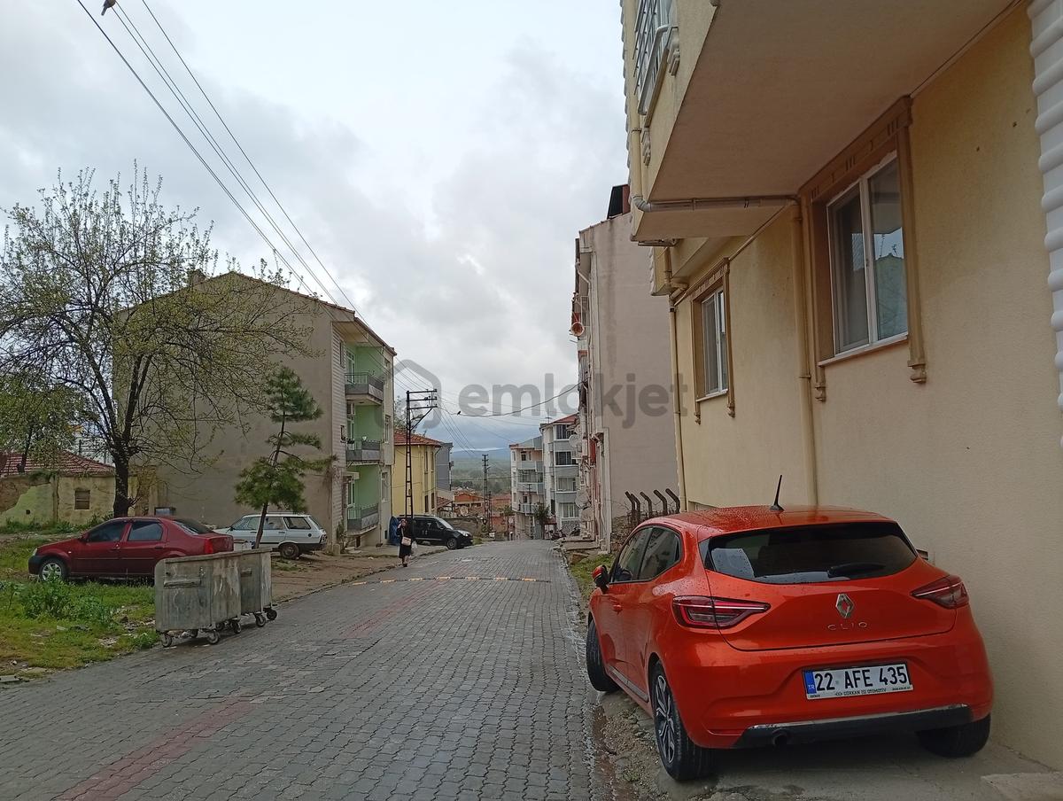 Kıyıkta Caddeye Yakın, Masrafsız, Ara Kat 2+1 Daire - 29