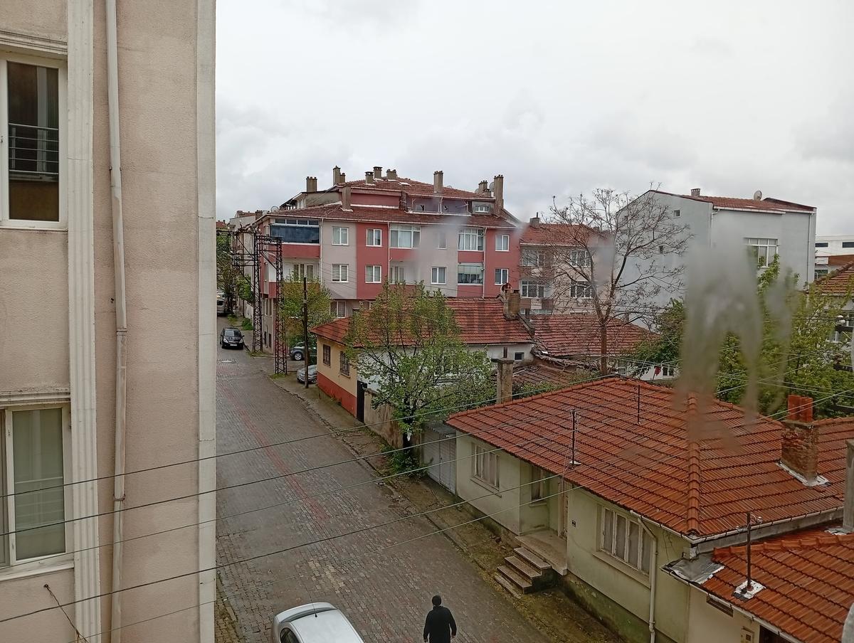 Kıyıkta Caddeye Yakın, Masrafsız, Ara Kat 2+1 Daire - 14