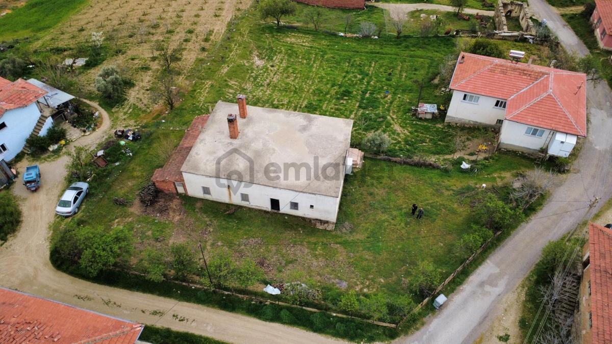 Uşak Eşme Kayalı Köyünde Satılık Müstakil Ev - 5