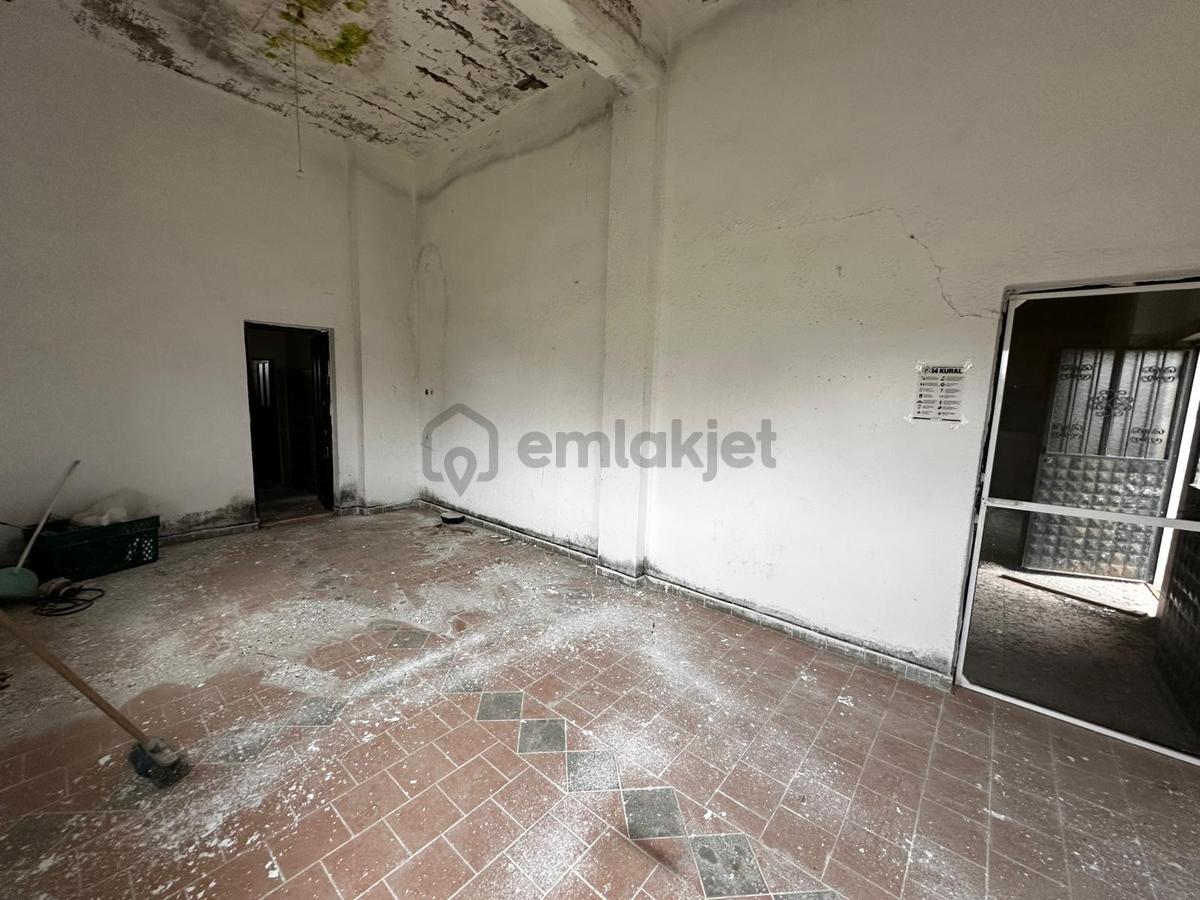 Uşak Eşme'de Satılık İşyeri - 7