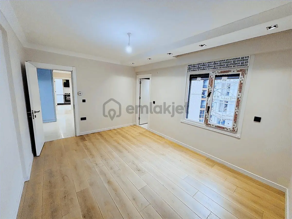 Bahçelievler Merkezde Modern Ve Kaliteli 3+1 Daire - 16