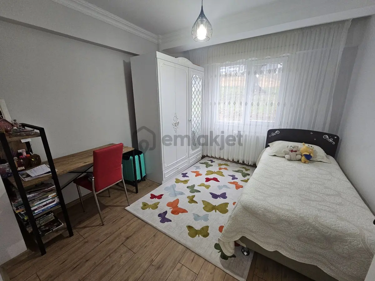 19 Mayıs Bulvarına Cephe Ara Kat 3+1 Daire - 9