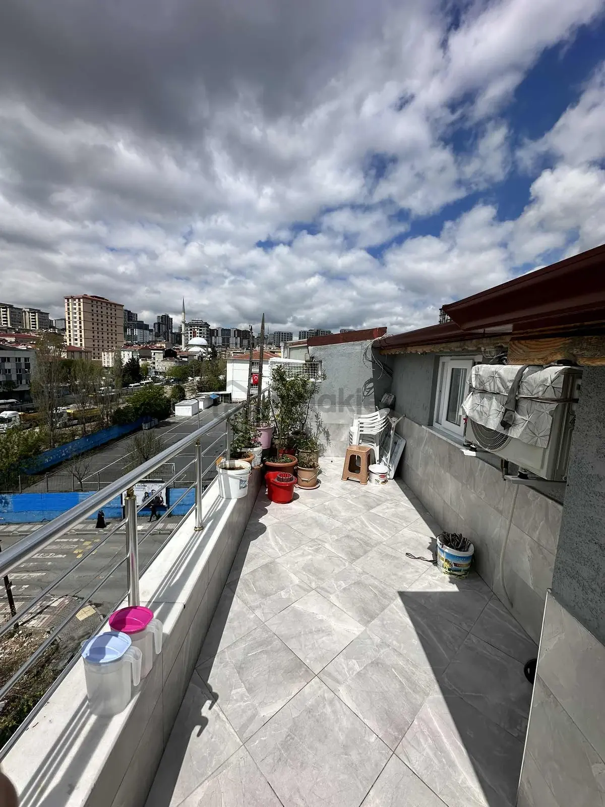 Köşe Konumda Ayrı Girişli Dubleks Daire - 32