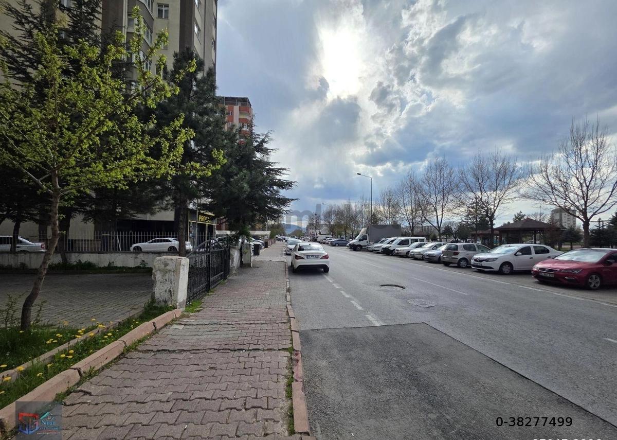 Ercıyes Evlerde Satılık Dükkan - 8