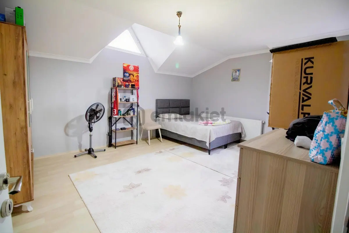Çalı Site İçerisinde Geniş Kullanım Alanlı 5+1 Dubleks Daire - 30