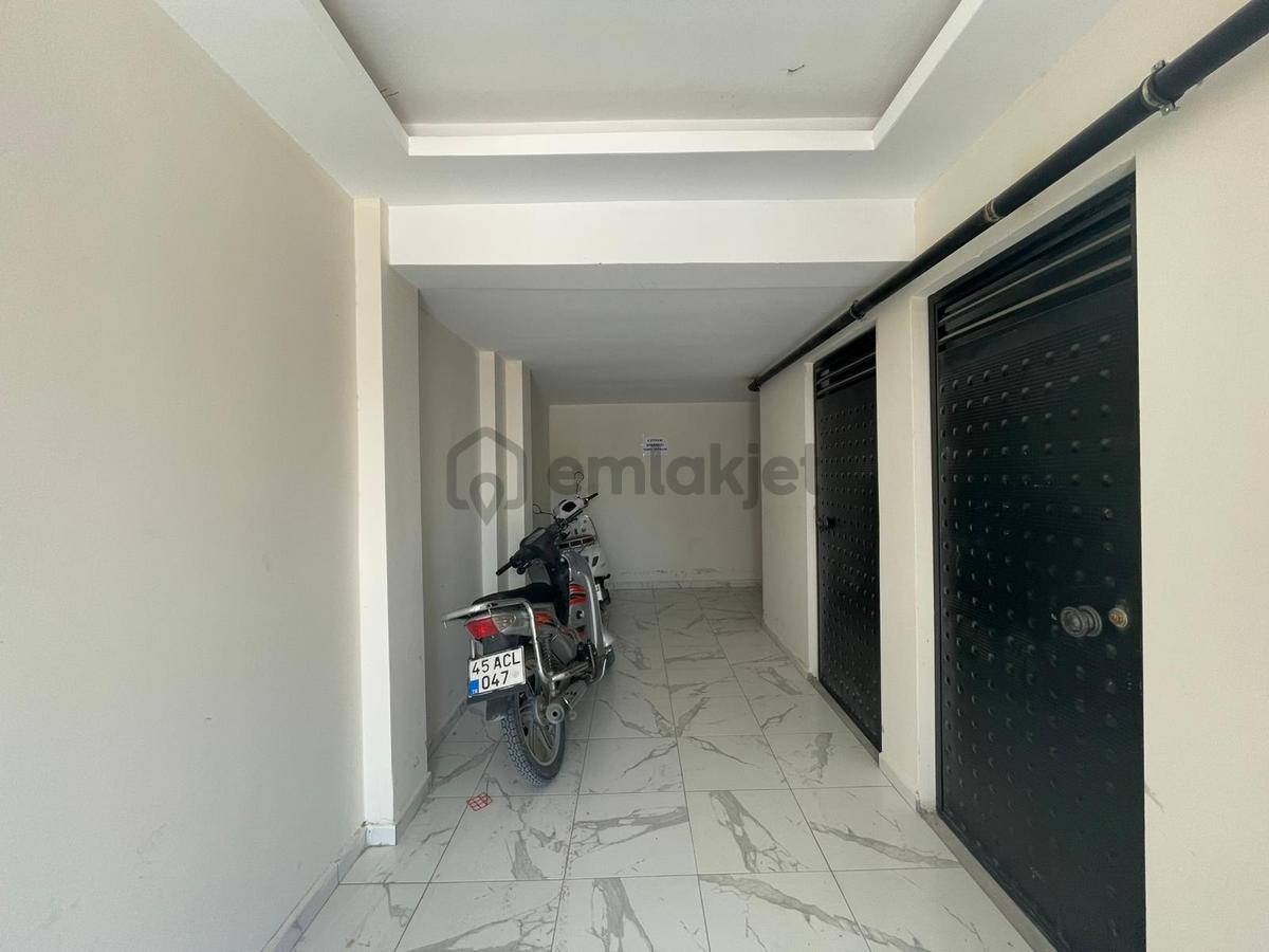 Efendi Mah. 90 M² 2+1 Arakat Daire - 31