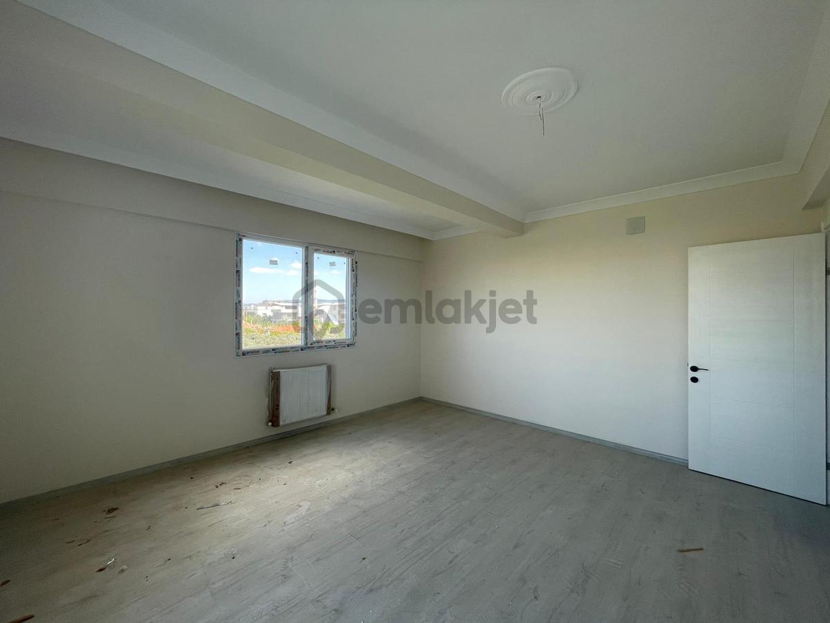 Efendi Mah. 90 M² 2+1 Arakat Daire - 10