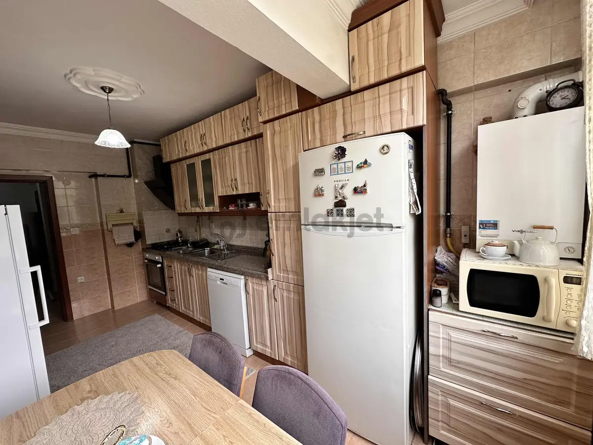 Vip Real Estate Den Burak Sitesinde 3+1 6. Kat Daire - 11