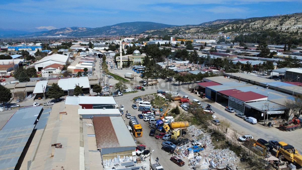 Burdur Sanayi Sitesinde Satılık Dükkan - 5