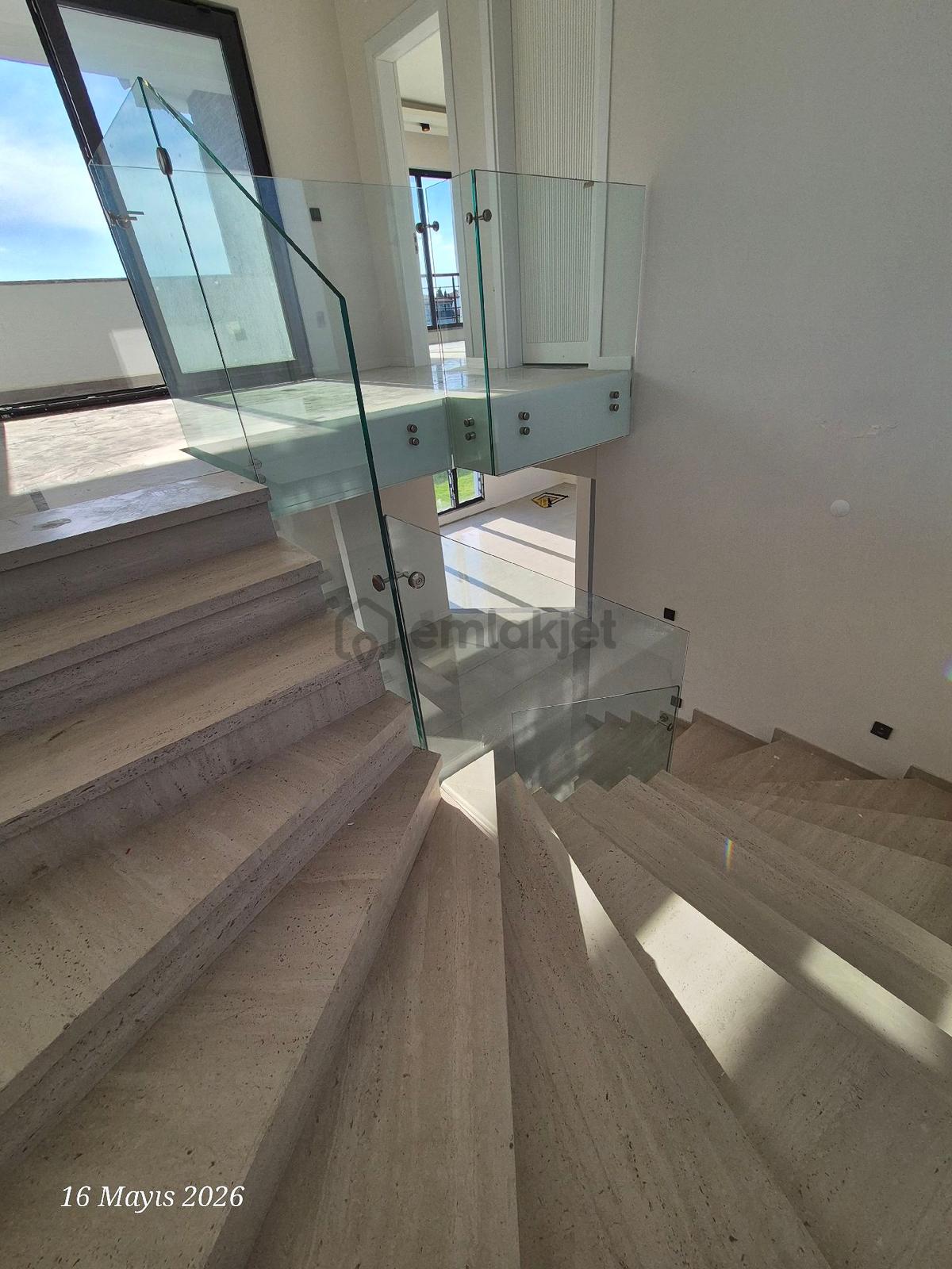 Sahibinden 830 M2 Arsa Üzerinde.4+1 Müstakil Villa - 15