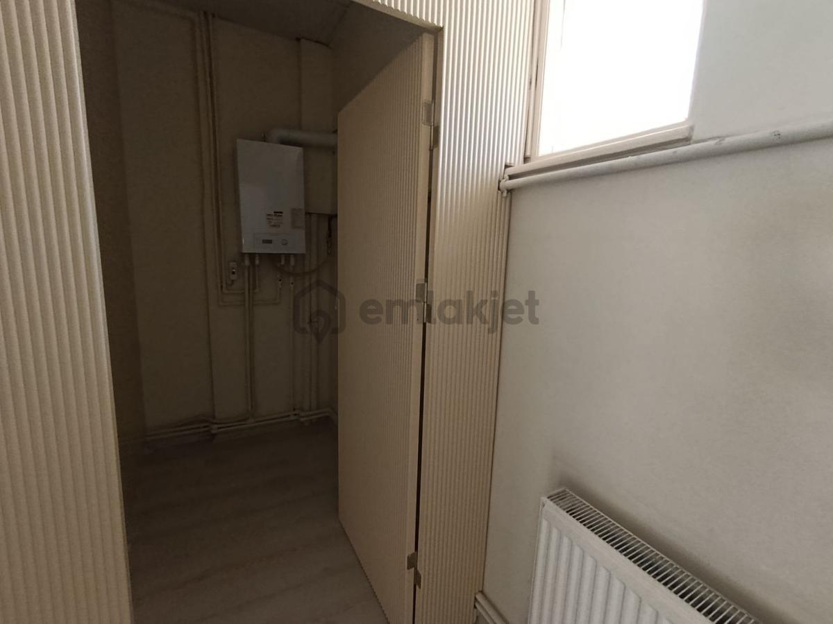 Mehmetçik Caddesi Üzerinde 70 M2 Köşe Dükkan - 13