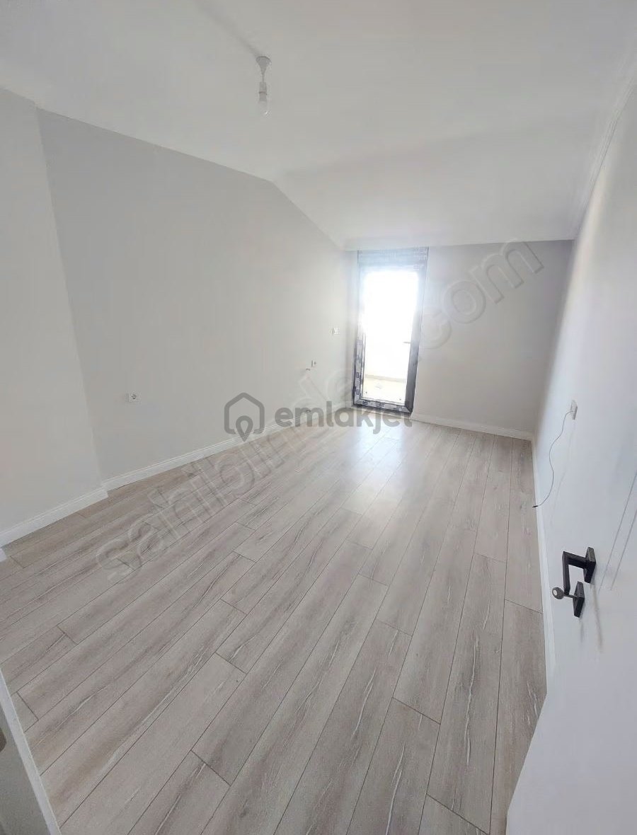 Kızılot Mahallesinde Satılık Dubleks Daire - 5