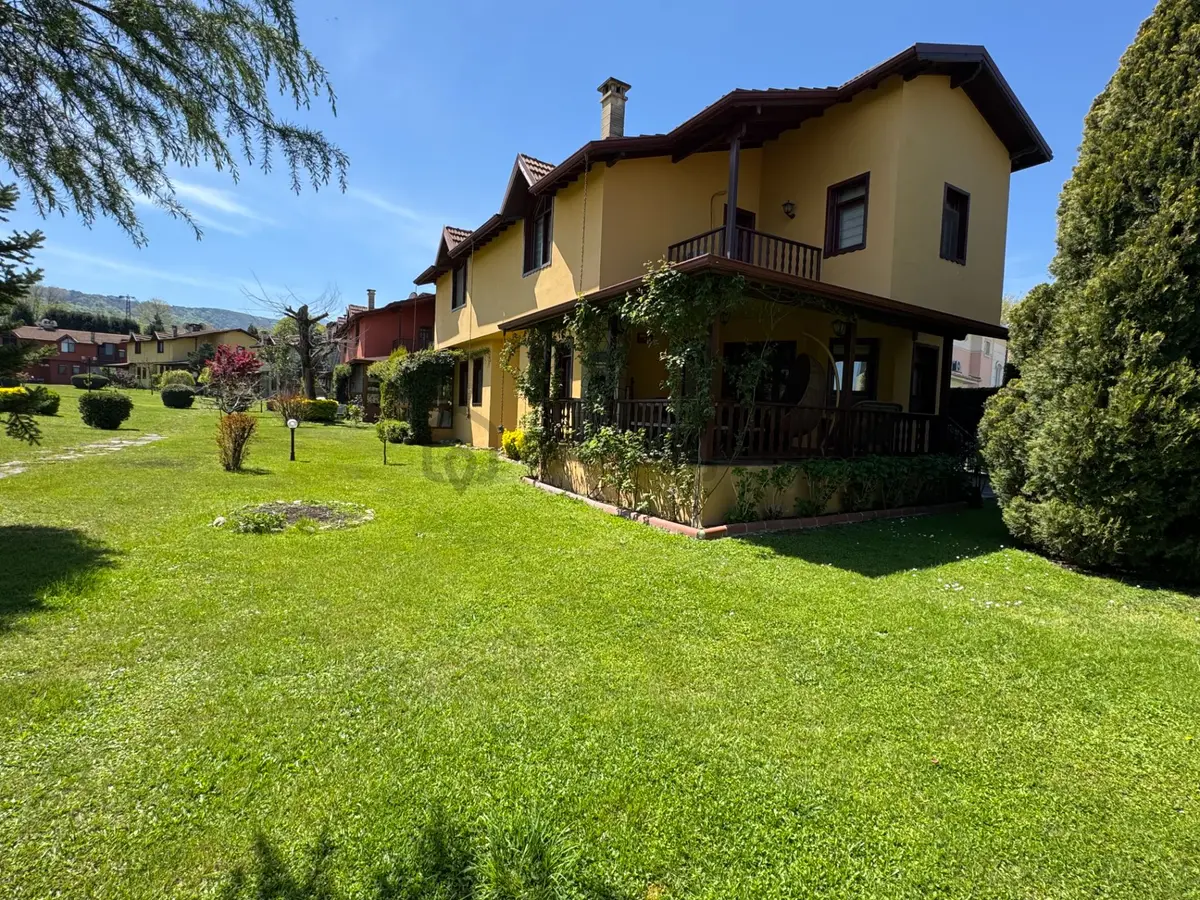 Sapanca Kırkpınar’da Site İçinde Satılık Villa… - 5