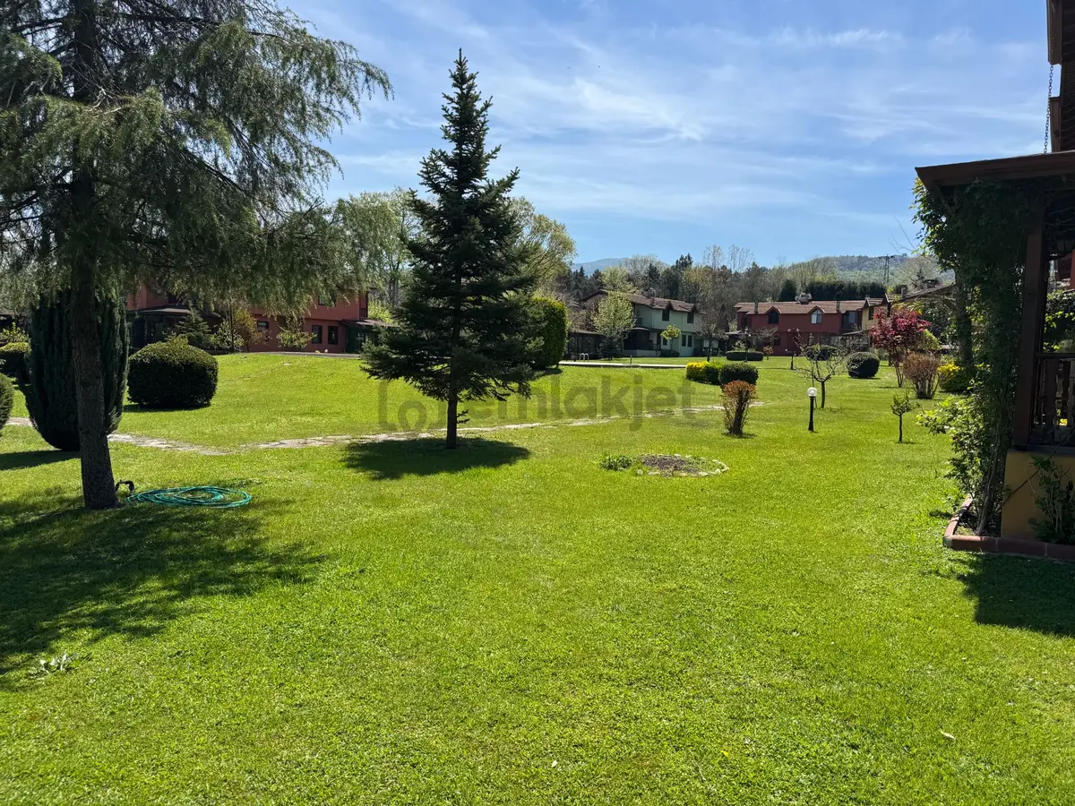 Sapanca Kırkpınar’da Site İçinde Satılık Villa… - 11