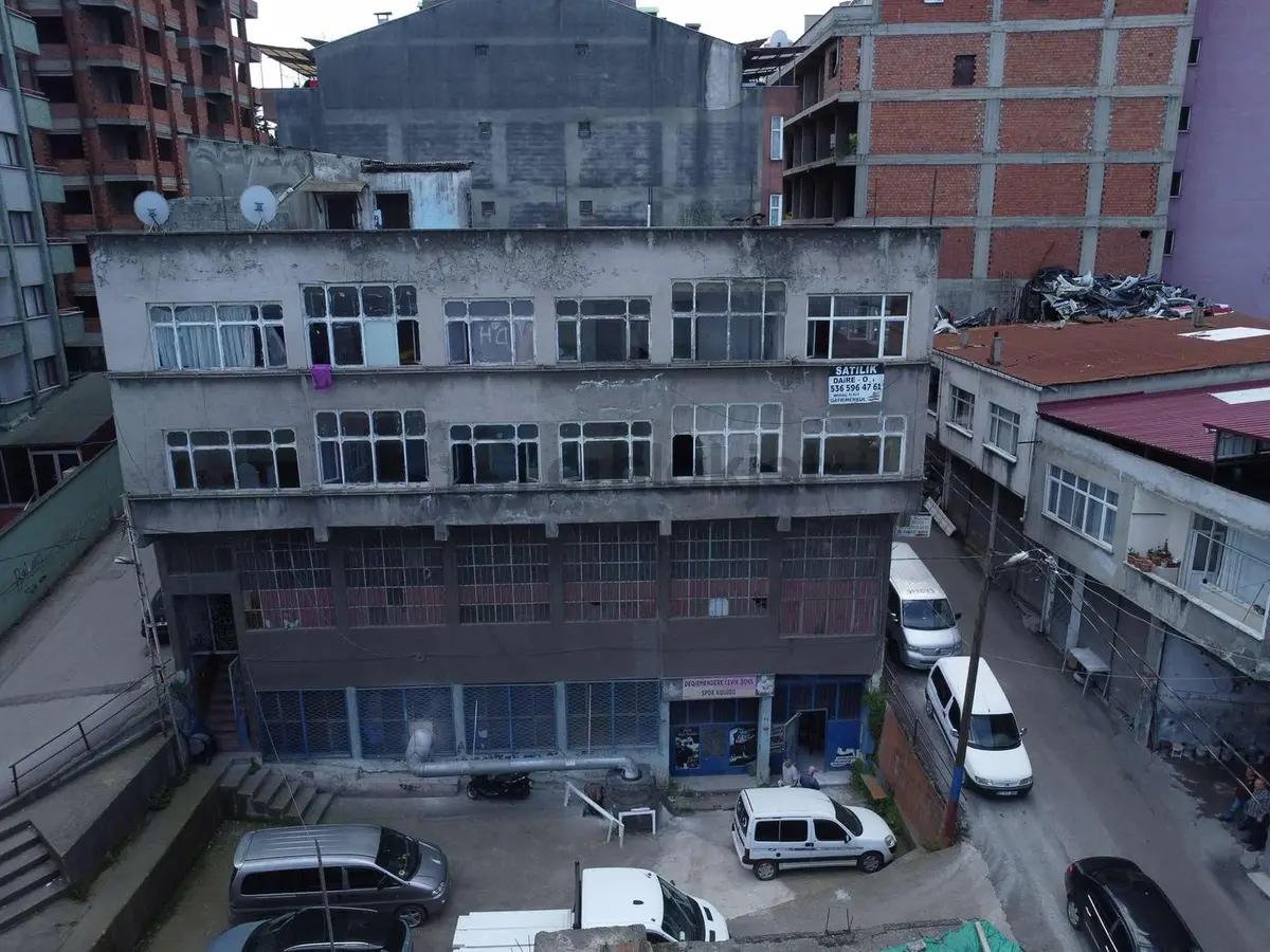 Trabzon Değirmendere Satılık Ticari İmarlı Komple Bina