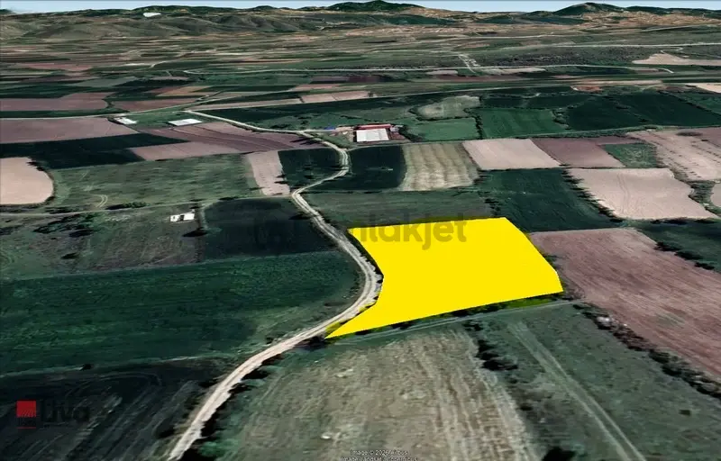 Rw Liva Dan Cinge De Satılık Tarla