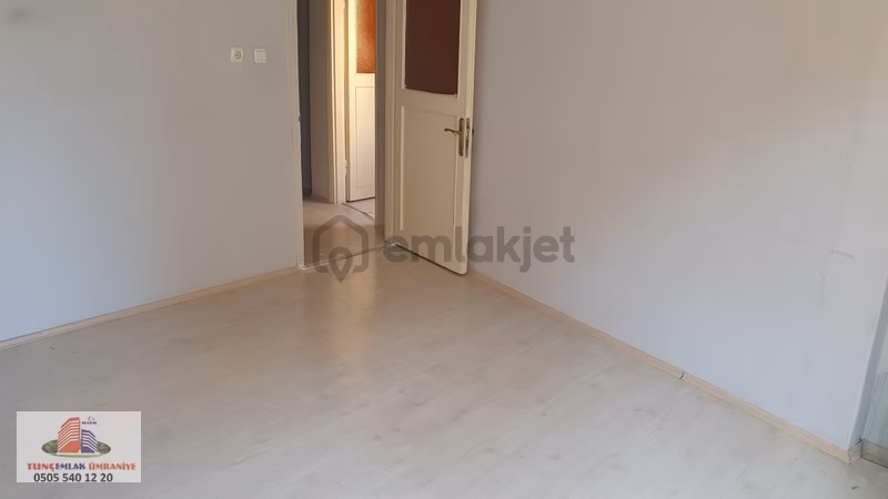 İstiklal Mahallesinede Kiralık 2+1 Daire - 23