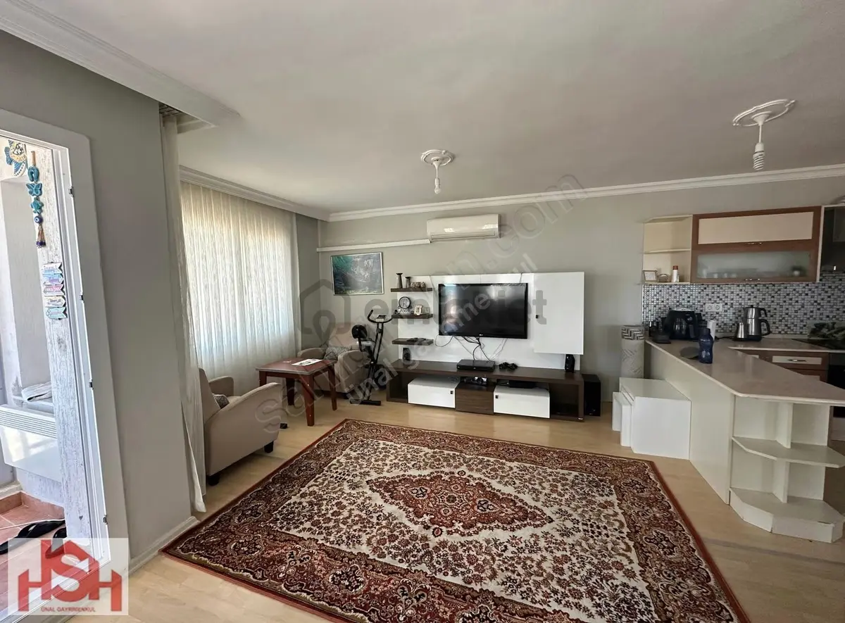 Kuşadası Marina'da Manzaralı 3+1 Satılık Tek Daire - 7