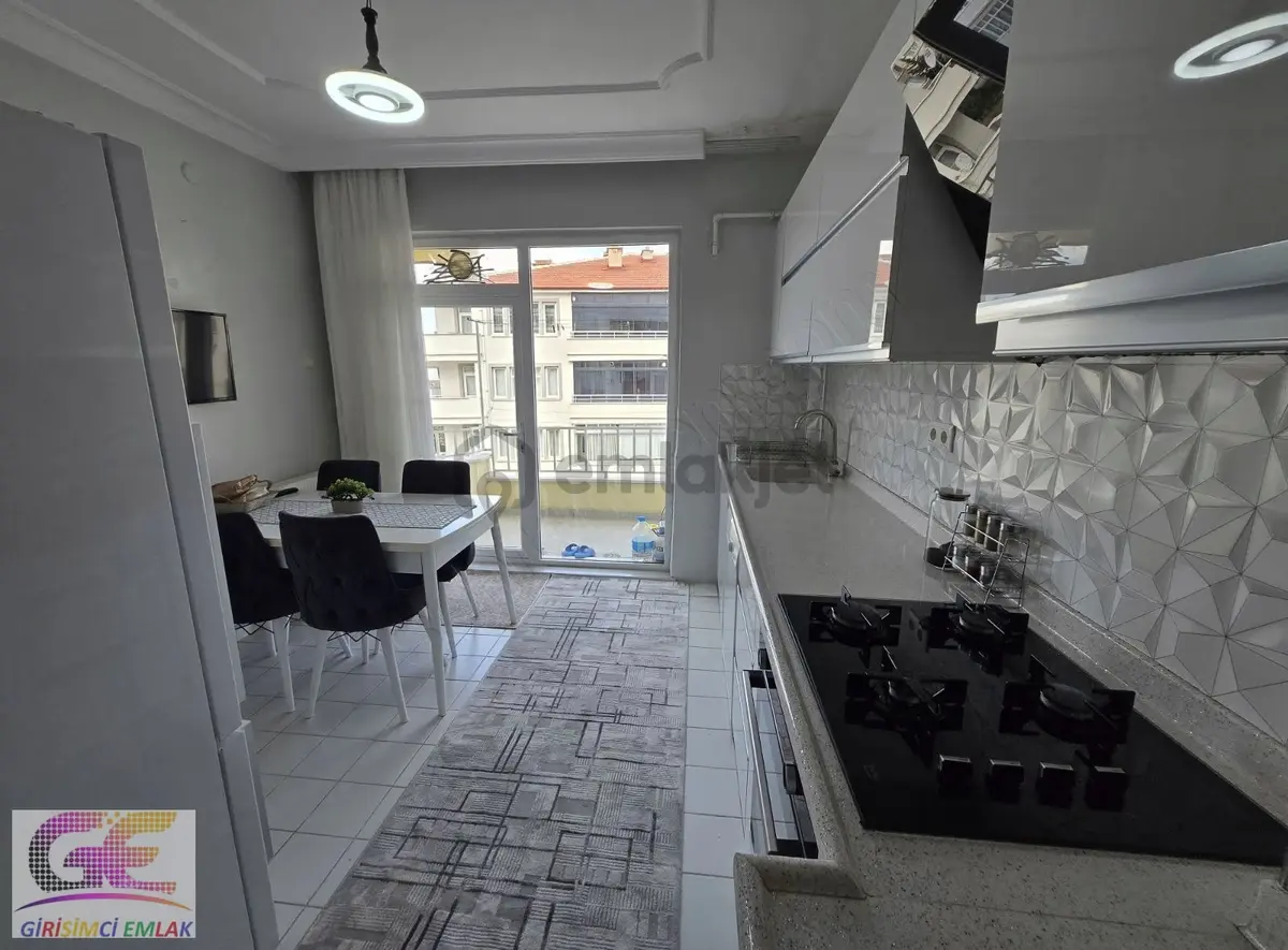 Girişimciden Altunkalem Mahallesinde Köşe Başı 3+1 Arakat Daire - 5