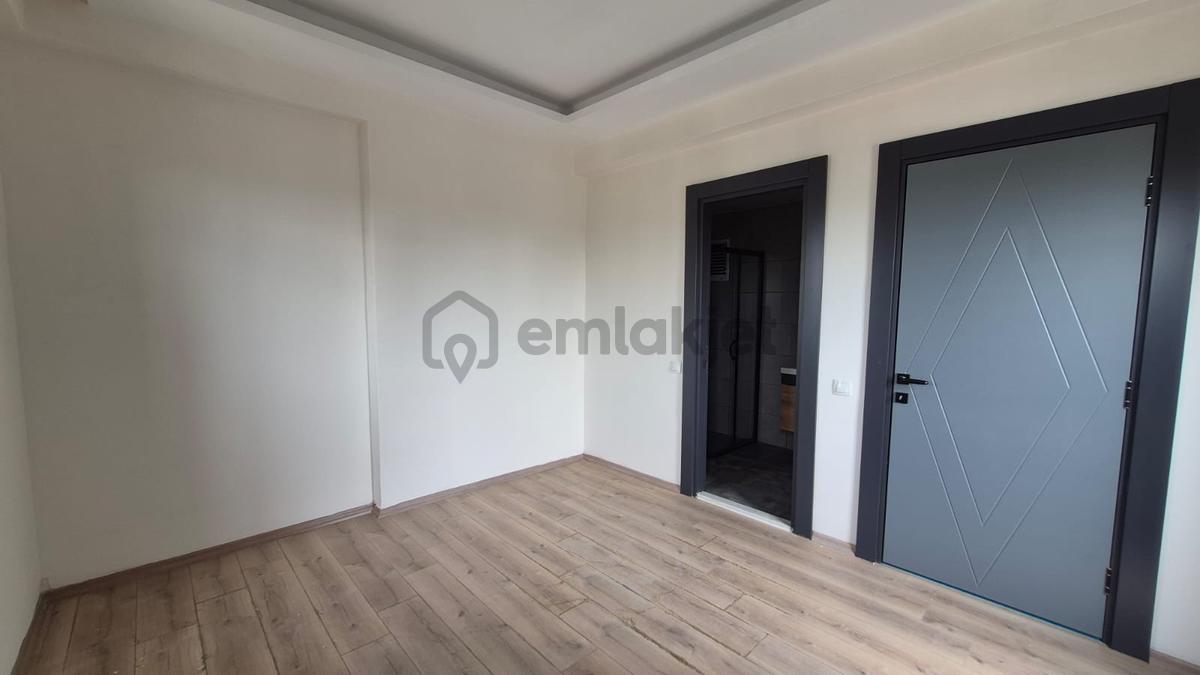 Tecede Denize Yürüme Mesafesinde 3+1 Ebeveyn Banyolu Satılık - 9