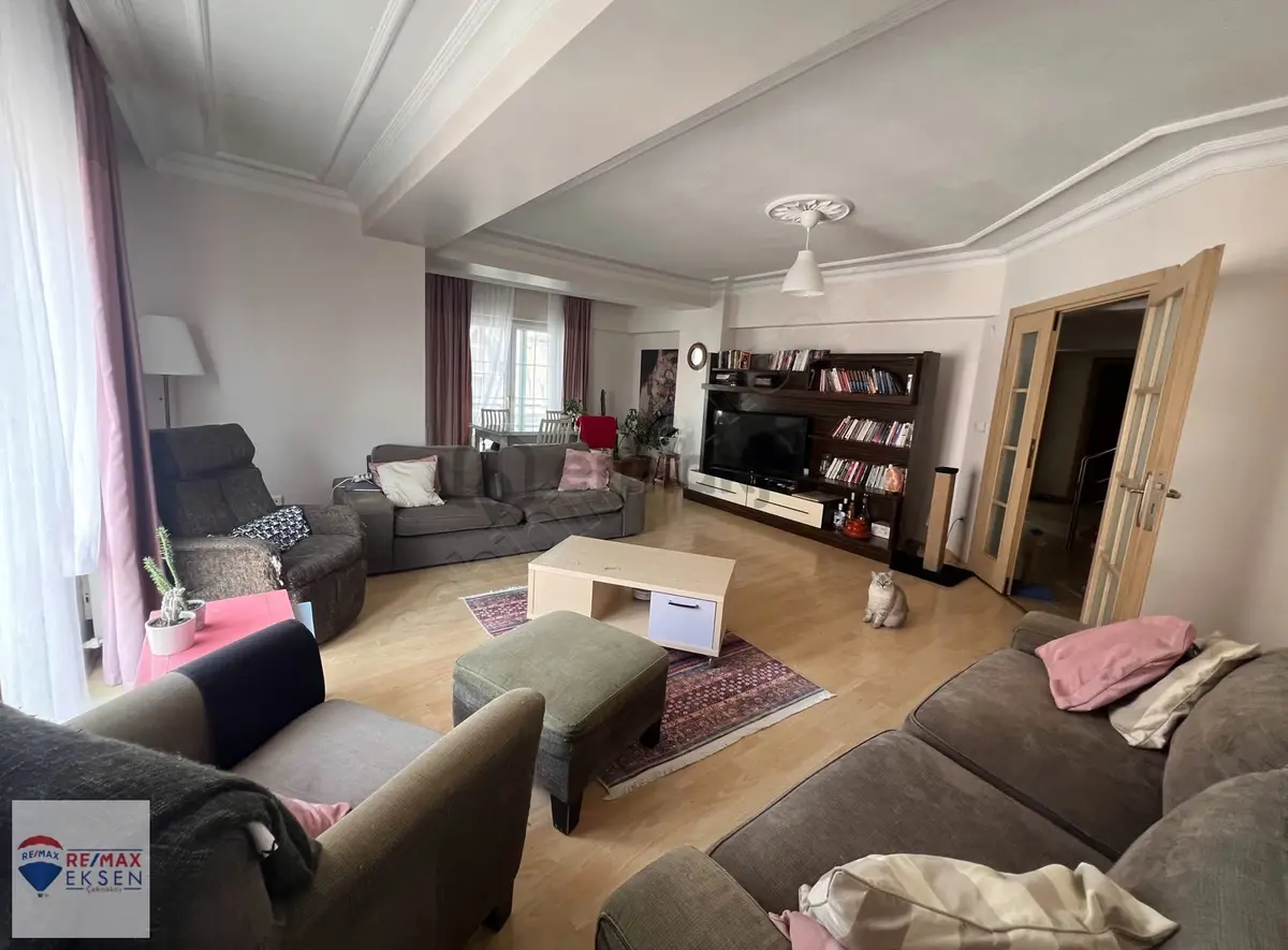 Ümraniye Site Mahallesi Satılık 4+1 Üst Dubleks Daire - 28