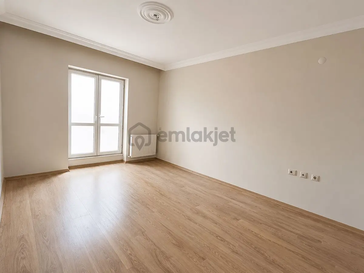 Bostanbaşında Satılık 3+1 Ara Kat Uygun Daire - 4