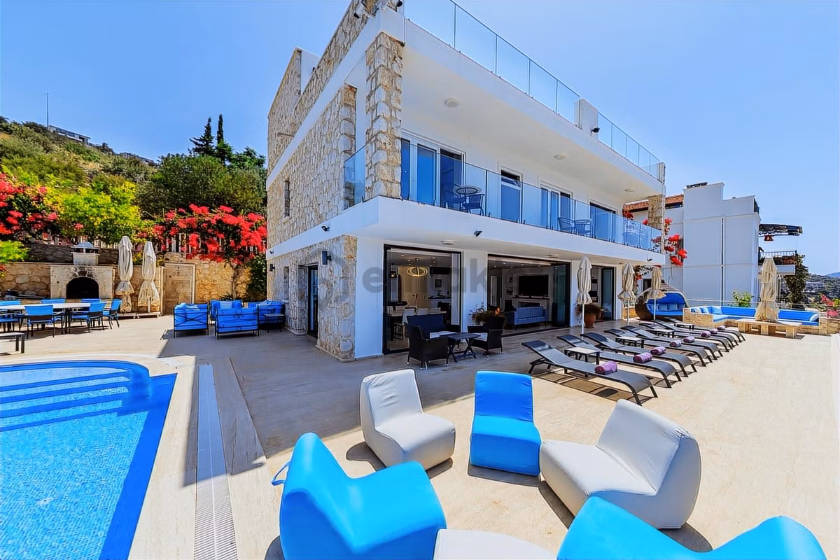 6+1 Super Manzaralı Lüx Geniş Havuzlu Villa - 6
