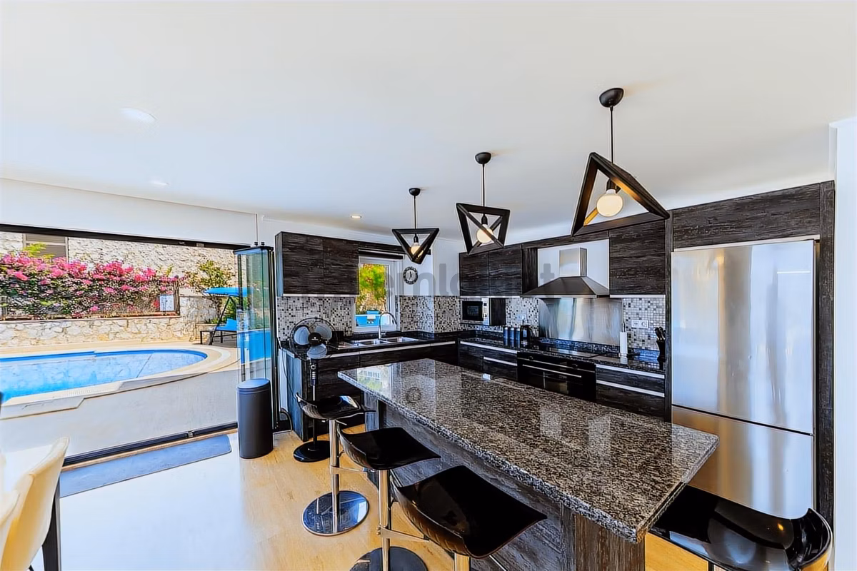 6+1 Super Manzaralı Lüx Geniş Havuzlu Villa - 15