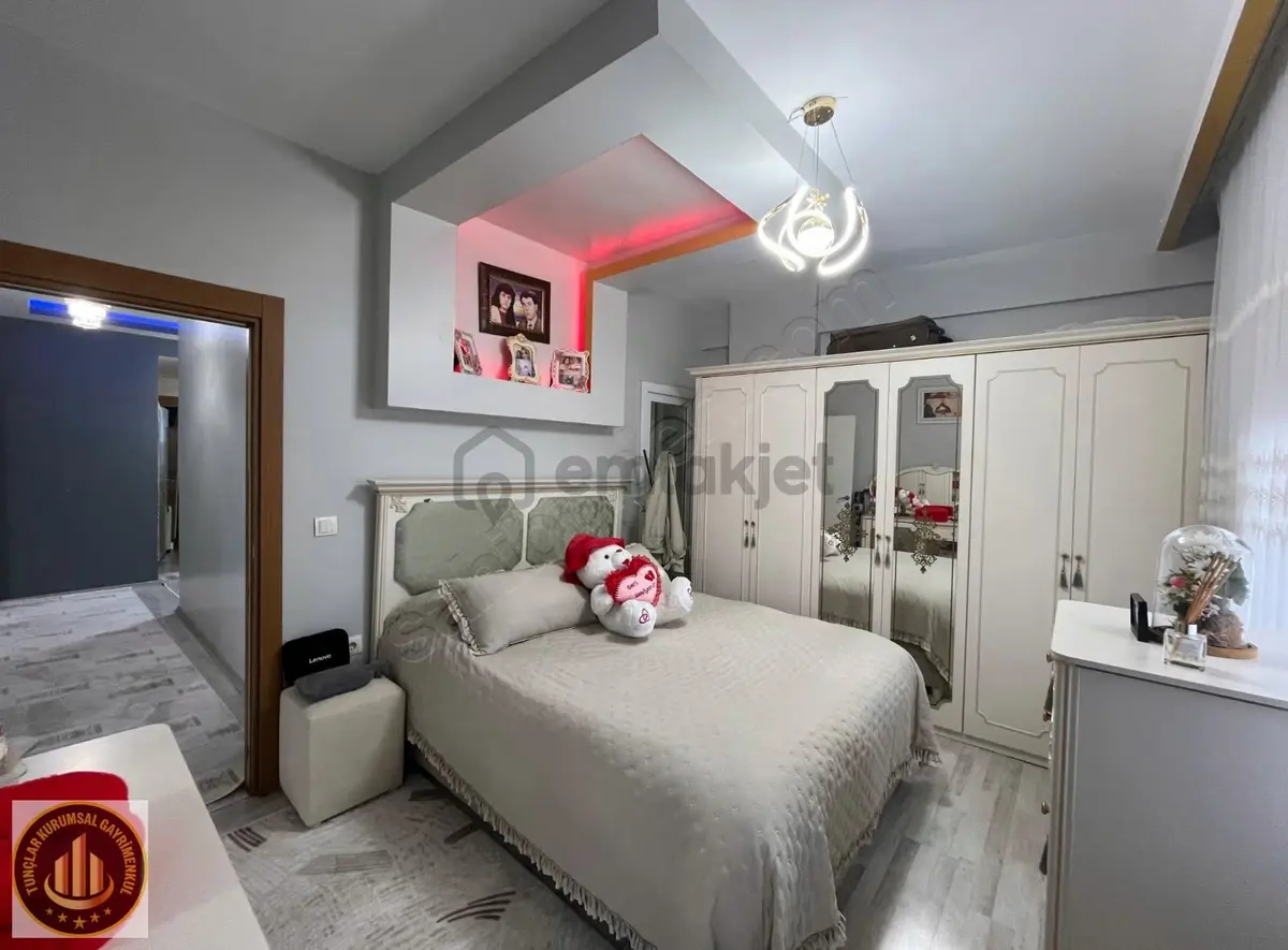 Bağcılar Hamravat Civarı Bakımlı Temiz 3+1 Satılık Daire - 10