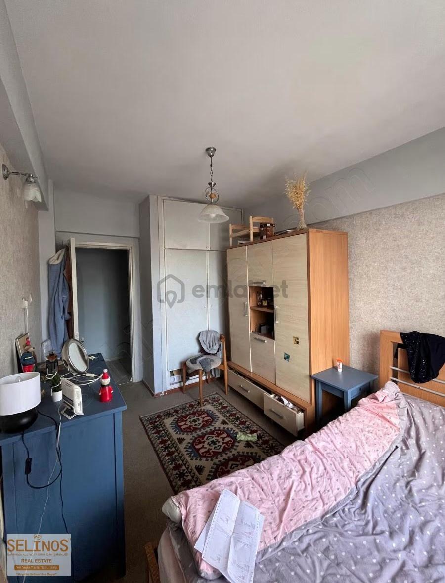 Bergama Merkezde Satılık Geniş 4+1 Daire - 7