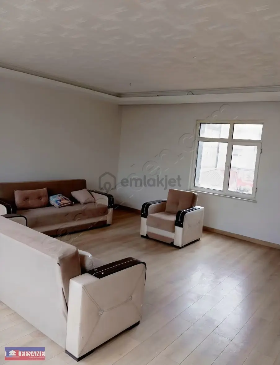 Efsane Emlaktan Kiralık Ofis - 7