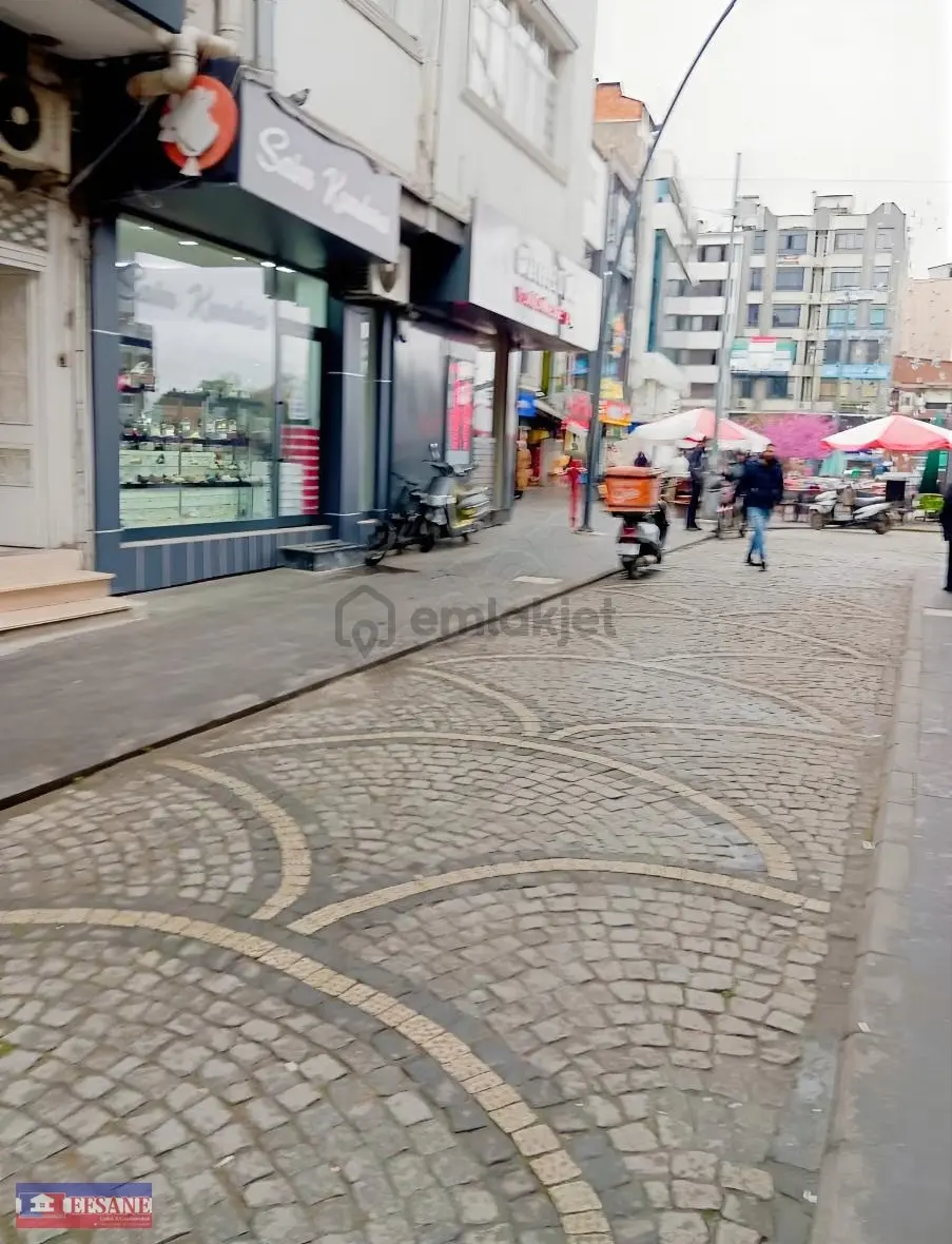 Efsane Emlaktan Kiralık Ofis - 3