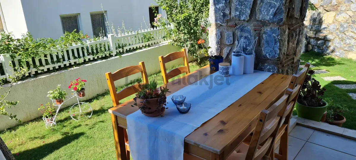 Muğla Bodrum Site İçinde Satılık Bahçe Katı - 11