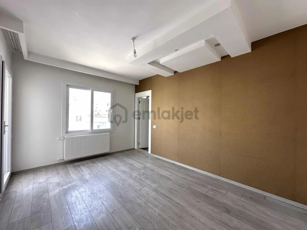 |ctn| T...caddesi Geniş Satılık 2+1 Doğalgazlı Daire - 8