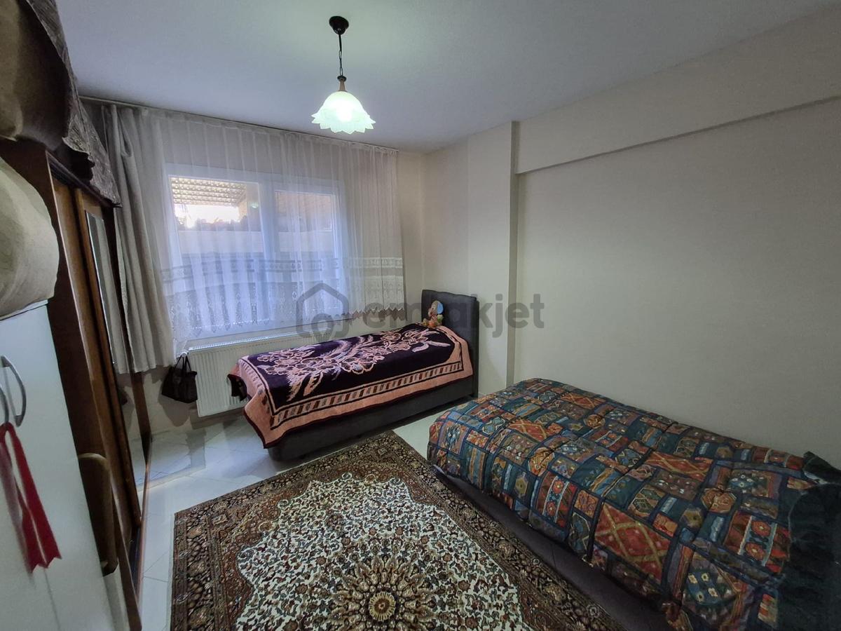 Buca Yeşilbağlar'da Da Cadde Üzerinde Satılık - 35