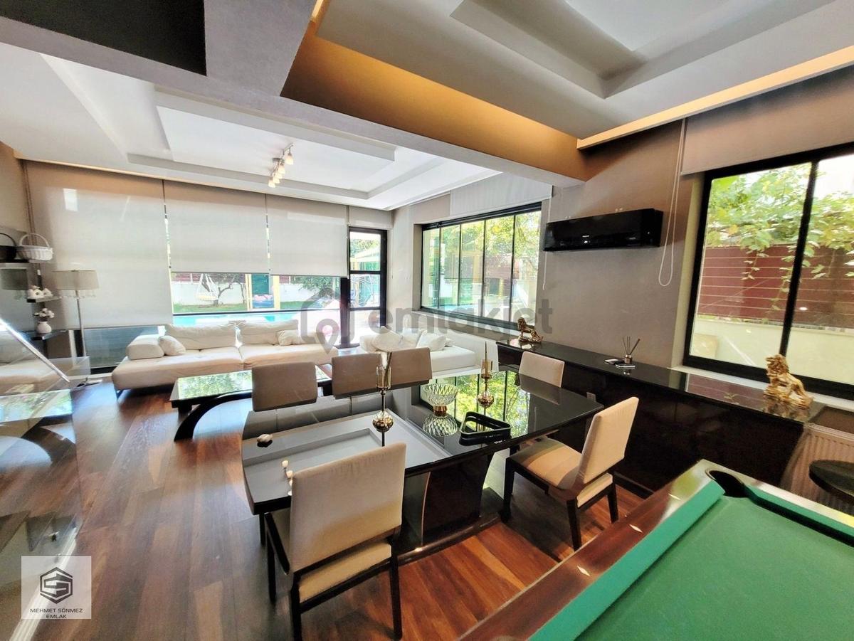 Güzeloba'da Havuzlu 4+1 Lüx Mobilyalı Triplex Villa - 2