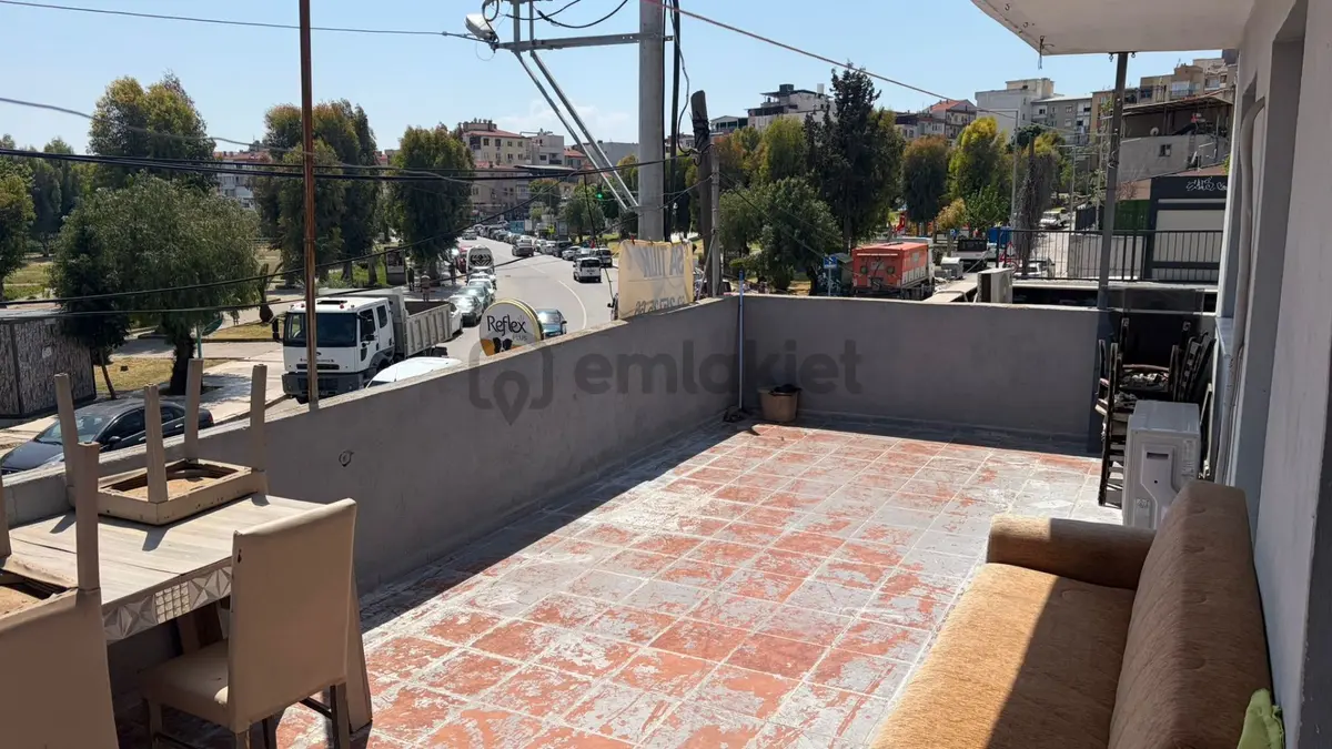 Bayraklı Çiçek Mahallesi 2 Katlı Satılık Bina - 12